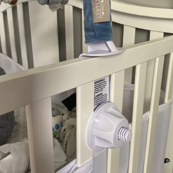 Crib mobile - Picture 4 of 4